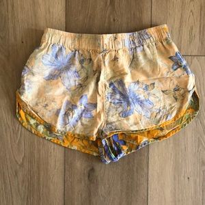 BDG jogger Shorts Drawstring Reverse Hawaiian Print Yellow & Blue
